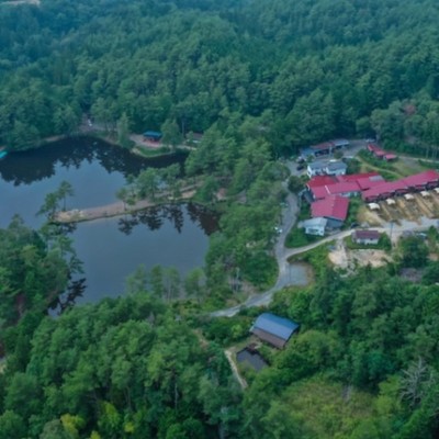 【1日3時間】湖畔キャンプ場のグランピング施設のお手伝い【現地での交通手段を確保できる方を優先】