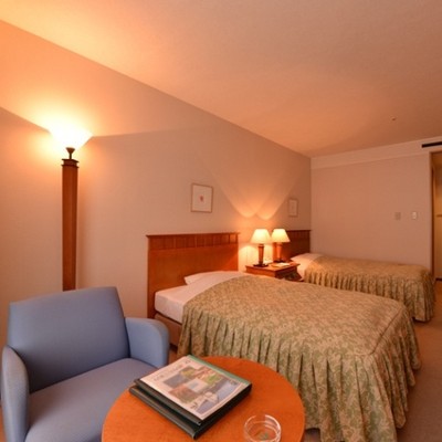 【まかない3食無料！8日間のおてつたび】秋の絶景と癒しの宿 フォレスタ鳥海「紅葉シーズン到来！秋田の自然と共に過ごすお手伝い旅」