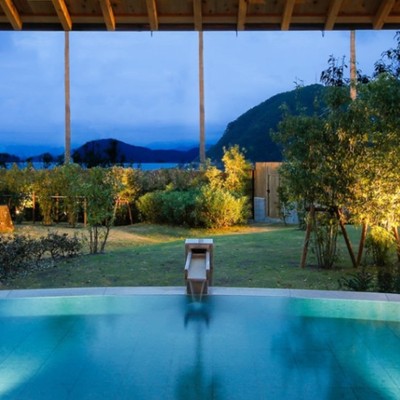 ＜日程調整可能＞「海・山・川」の三拍子揃った紀北町,自然美しいシーズンに、自家源泉の温泉旅館のサービススタッフ。出勤日の昼夕食はお弁当付き