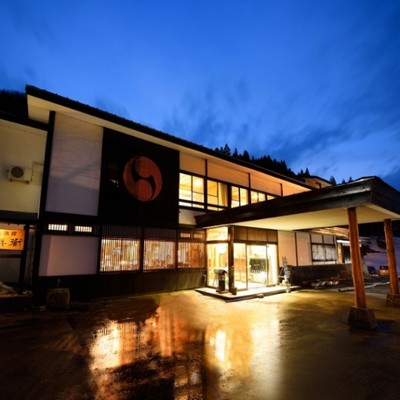 秋田の小安峡温泉をご存じですか？３食付きでお客室清掃と観光満喫しませんか♪