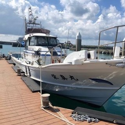 宮古島の釣り船「栄真丸」で乗組員を募集！マグロ釣りのお客様をサポートする中乗りとマグロ漁業の助手をお願いします！