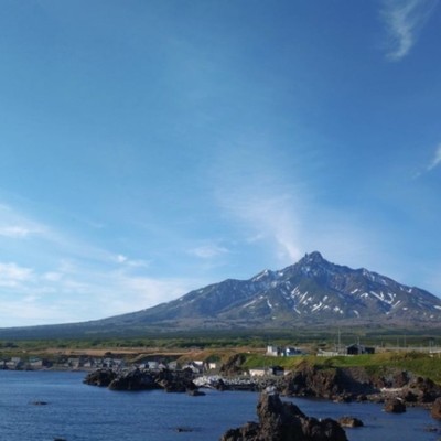 北海道利尻島🏝｜利尻島海の玄関口、鴛泊港フェリー降りて徒歩2分の温泉ホテルでのおてつたび♨勤務日まかない2食付き！休日は自転車で利尻島を巡り一生の思い出を作りませんか？