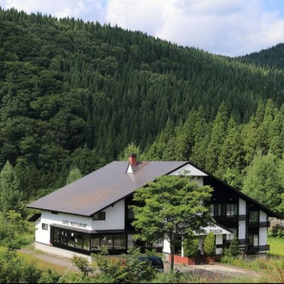 スキー場まで車で約３分の好立地⛄️ 森吉山の麓・北秋田で一緒に働きませんか？海外ゲストも多く訪れるリゾートホテルで宿泊業務のお手伝い（1〜3月）【期間1ヵ月】【期間延長可、要相談】