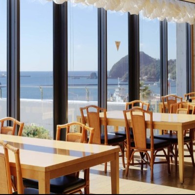 【レストラン】海と温泉に包まれる、伊豆下田の日々 — 下田温泉 下田ベイクロシオで過ごす、働く旅 —