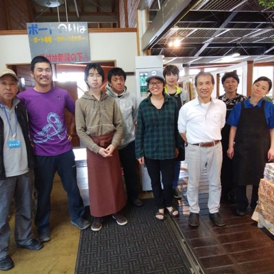 【長野県立科町　蓼科山　白樺高原】女神湖で打ち上がる日本で一番標高の高い花火大会が体験できます。女神湖ボートハウスでカフェ・お土産売店のスタッフ募集