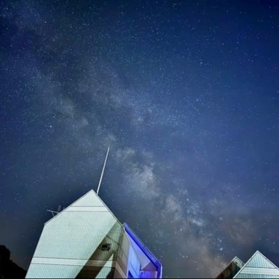 【接客経験者歓迎】芦別温泉でレストランのおてつたび🍳「星降る里」として知られる美しい星空と澄んだ空気の中で心も身体も癒されませんか？温泉・サウナも利用可能♨