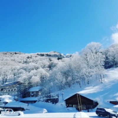 3食まかない付き🍚｜北アルプスを一望！発哺温泉で有名な志賀高原の中心地！標高1,600メートルにあるホテルでのおてつたび｜ホテル業務全般のお手伝い
