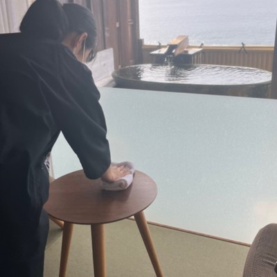 清掃・布団・ベッドメイク中心｜状況により配膳あり｜温泉旅館のおてつたび