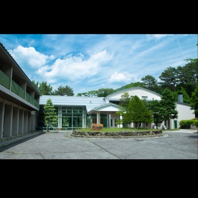 【8/1新オープン】標高1,200m！治部坂高原のレストランで『ホール・配膳』のおてつたび。ぜひみなさんのお力を貸してください！