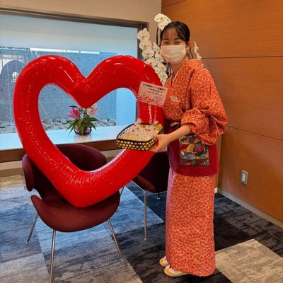 【期間相談可能。初日・最終日等も相談可能。】夏の鴨川は一番おススメの時期です！！！海目の前の温泉旅館でおてつたび｜20～30代の方が多く活躍されている環境です！